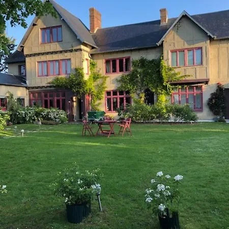 Campagne Privee Proche Giverny * Lommoye